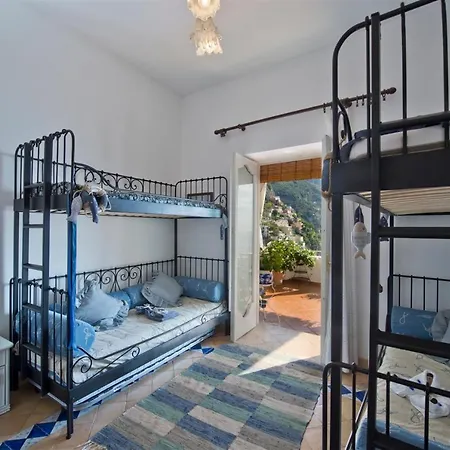 Casa Noemi 4&2, Emma Villa *