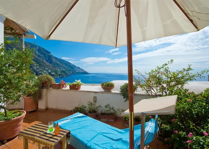 Casa Noemi 4&2, Emma Villa *